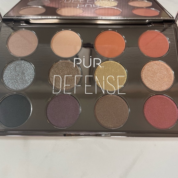 PUR Cosmetics Defense Anti-Pollution Eyeshadow Palette - New in Box - Picture 1 of 5